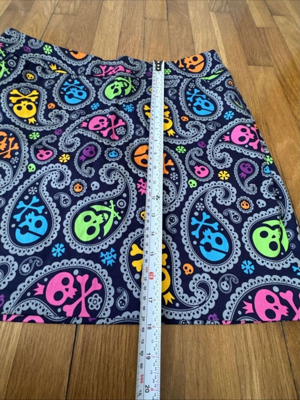 Loudmouth Ladies Multicolor Skull Jolly Roger Golf Skirt Skort Women's Size 12 - Picture 5 of 8